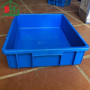 Cung cấp thùng nhựa đặc B9 giá tốt