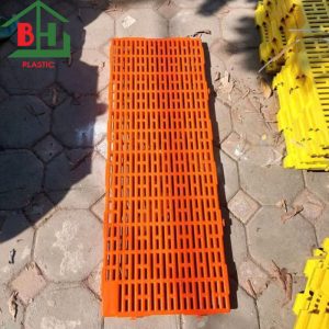 Bán tấm nhựa lót sàn 40x100 cm giá rẻ