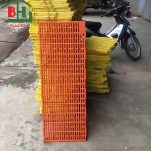 Bán tấm nhựa lót sàn 40x100 cm giá rẻ